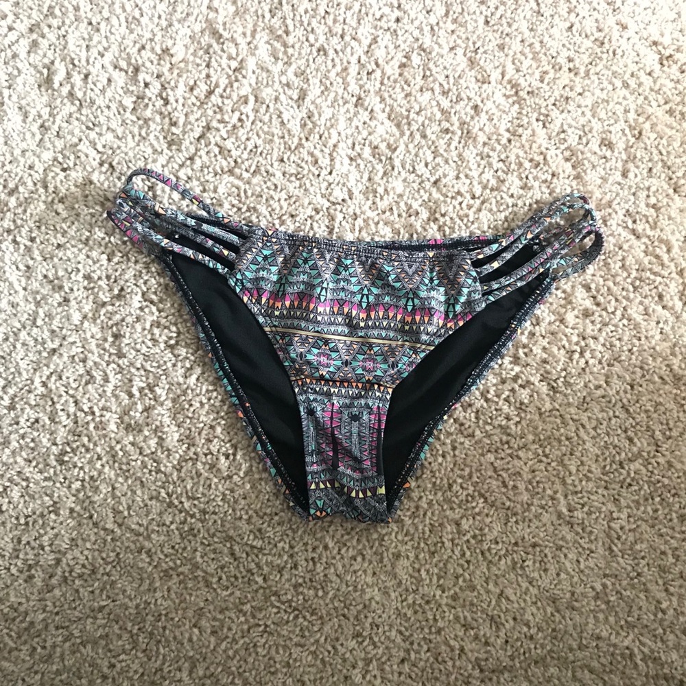 Triangle Print Bikini Bottoms